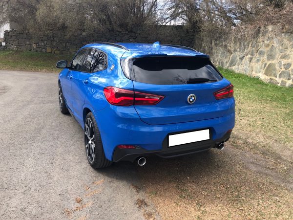 Pins Auto Occasion - 20000,00€ - BMW X2 Euro6d-T 132g, Saphirschwarz, 11cv, 5 portes, mise en circulation le 30-10-2018, première main, garantie 10 mois BMW 5 places, longueur : 4,36 mètres, Poids en charge 3855 Kg, Année : 10/2018 Kilométrage : 61000 Km Boite : Automatique Couleur : Bleue Carburant : Essence prix : 23.000€